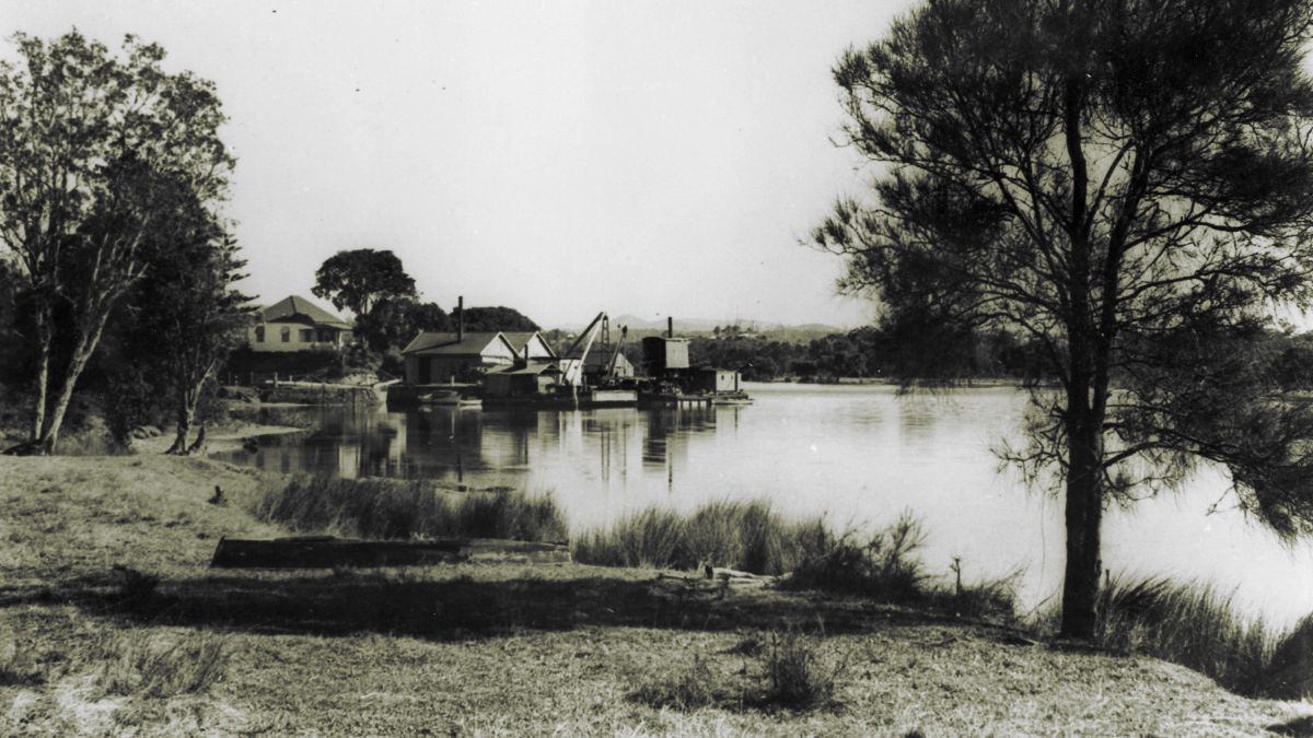 The dry dock (constructed 1898) on the Tweed, 1937.